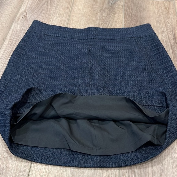 NWT LOFT Navy Blue Woven Sweater Skirt Size 4 Pockets Tweed Career Office - Picture 14 of 16